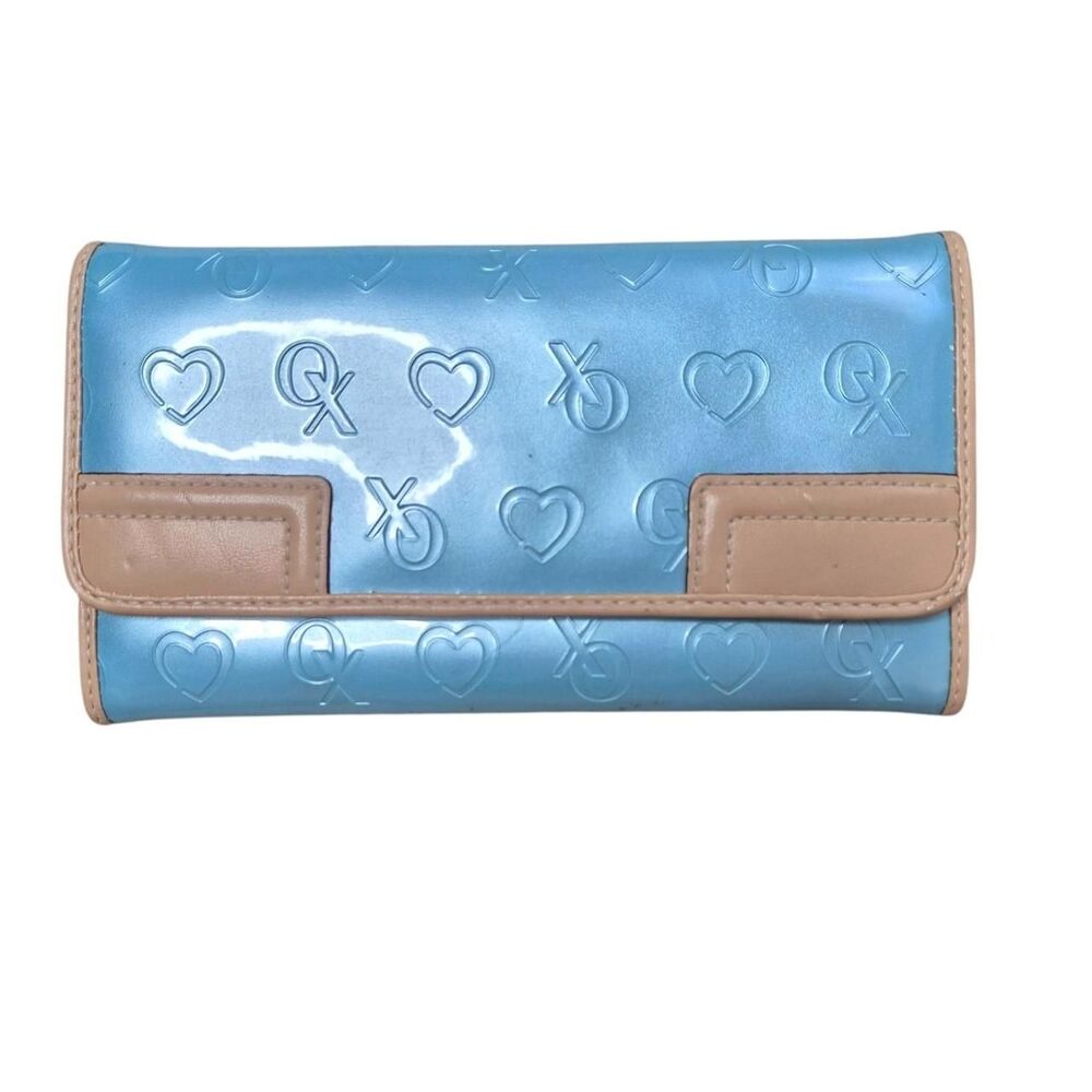XOXO Vintage Y2K Light Blue Tri-Fold Wallet Debossed Heart Design